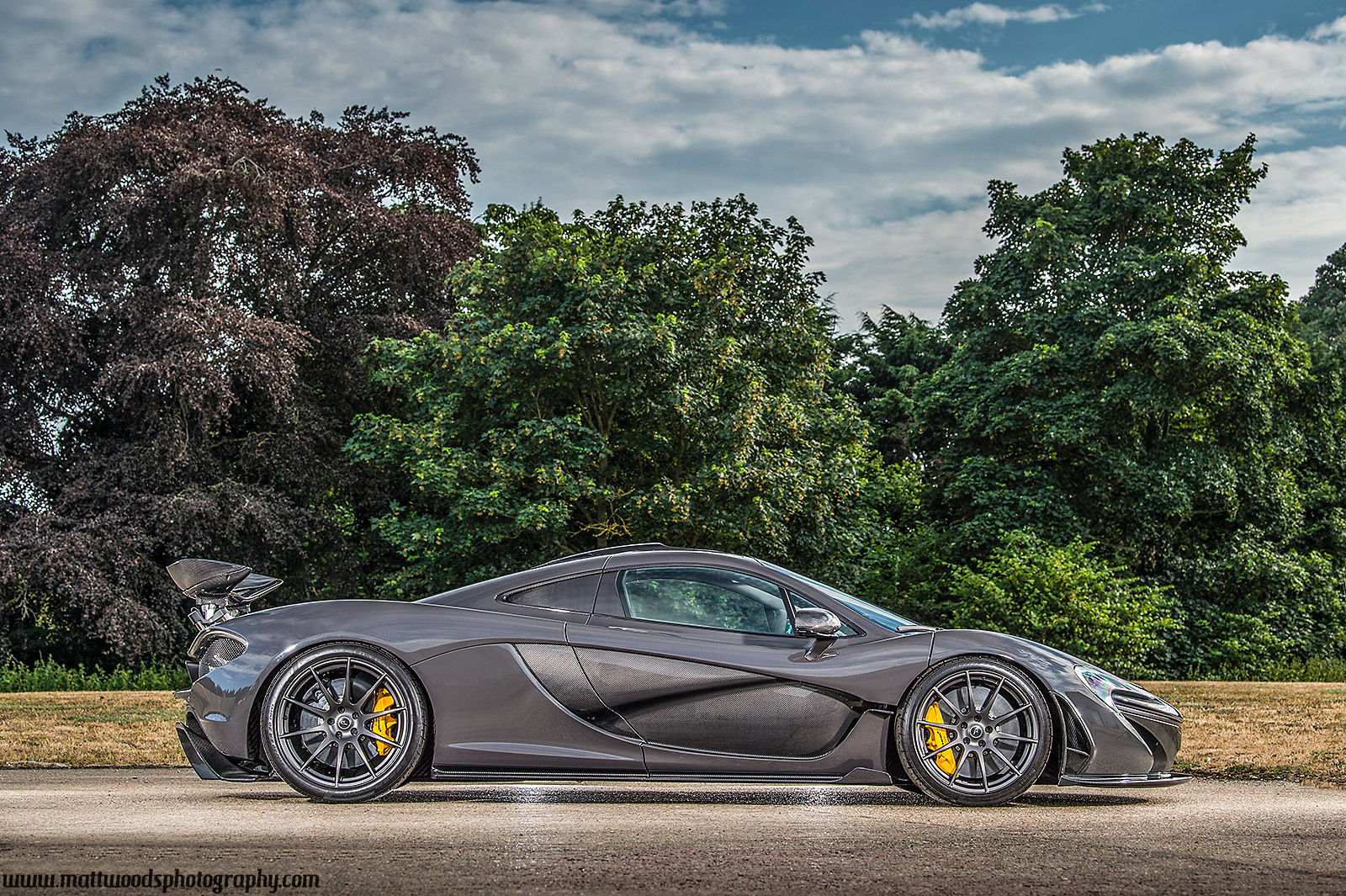 supercar and automotive photography